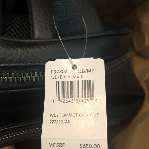 Bought this coach bag but never got the chance to use it. - Picture 2 of 5